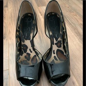 Peep Toe (I see you)